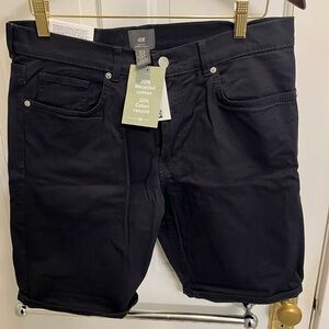 H&M slim fit shorts size 32 new with tags